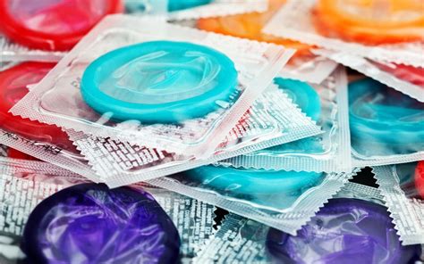 Blowjob ohne Kondom gegen Aufpreis Bordell Sankt Valentin